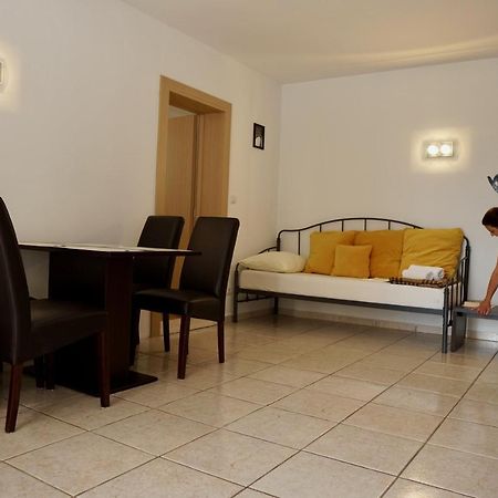 Apartments Victoria トロギール エクステリア 写真