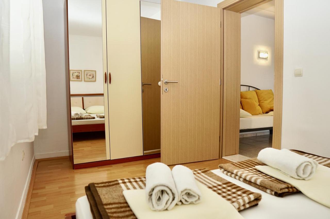 Apartments Victoria トロギール エクステリア 写真