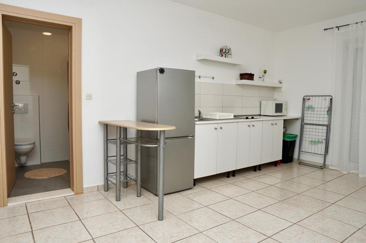 Apartments Victoria トロギール エクステリア 写真